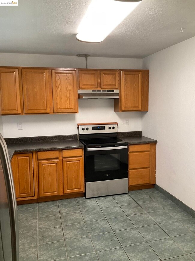 Photo - 1713 Springwood Way