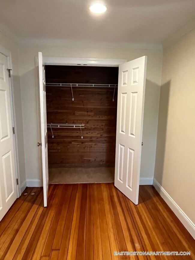 Photo - 234 Lexington St Unidad 1