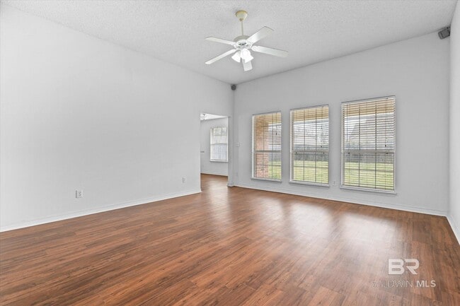 Photo - 9704 Chariot Ave