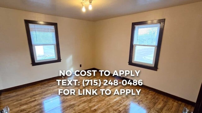 Photo - 441 13th St N