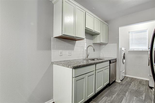 Photo - 2902 Van Horn Ave