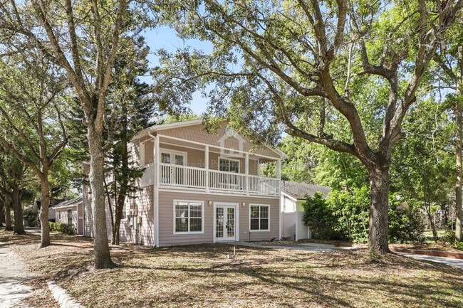 Photo - 820 Altaloma Ave
