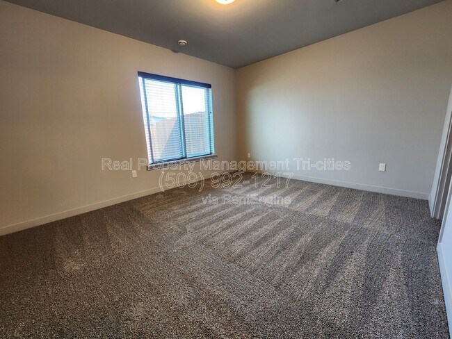 406 Dawson Ln