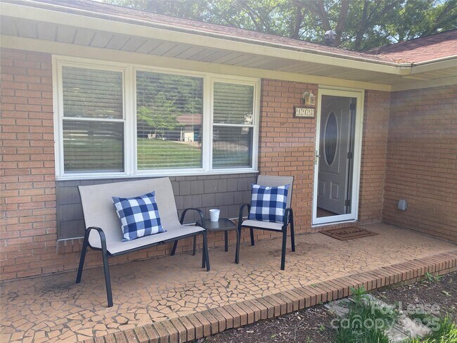 Photo - 113 Forest Dr