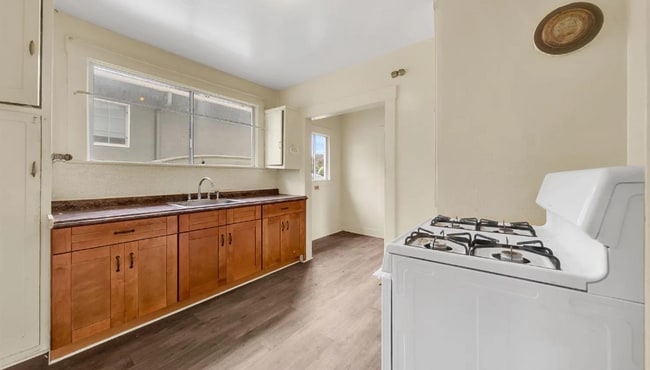 Photo - 41 Ridgewood Ave