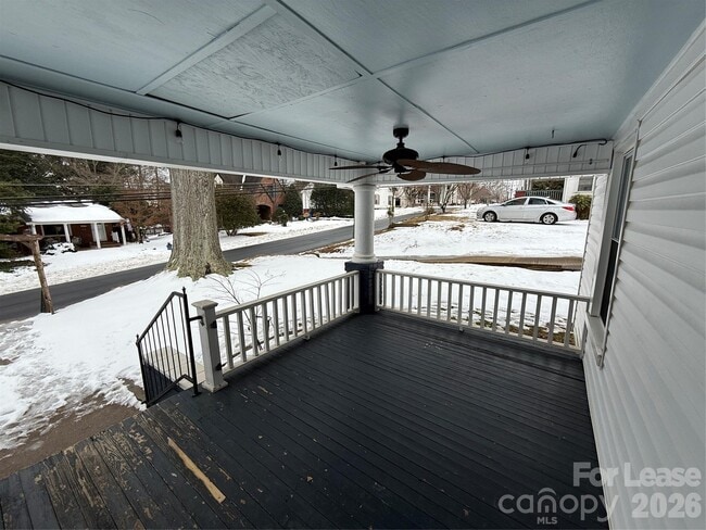 Photo - 318 N Academy St