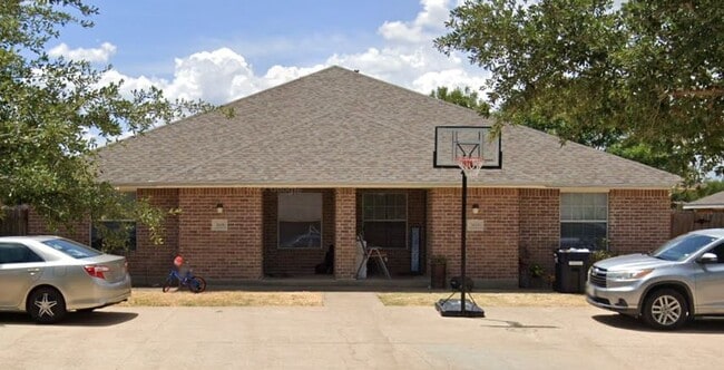 Photo - 3616 Glenna Ct Apartment