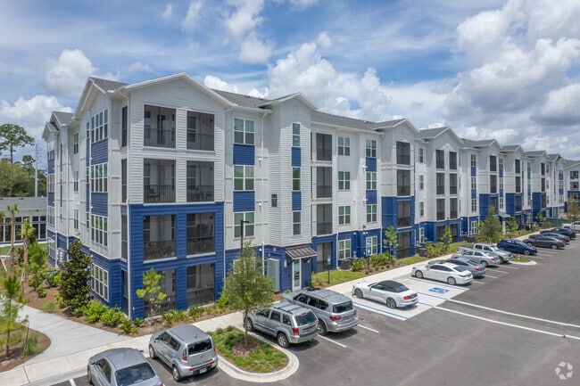 The Felix Apartments