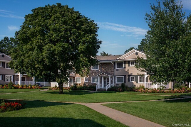 Photo - 4 Williams Blvd Unit 2G