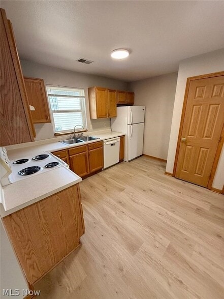Photo - 77 W Wood St Unit 4