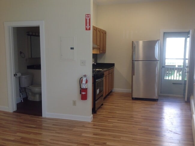 Photo - 53 Arlington St Unit 5