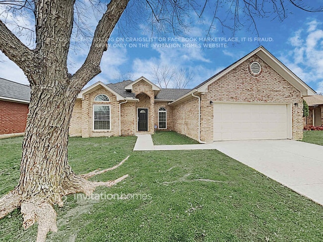Building Photo - 6808 Running Creek Dr