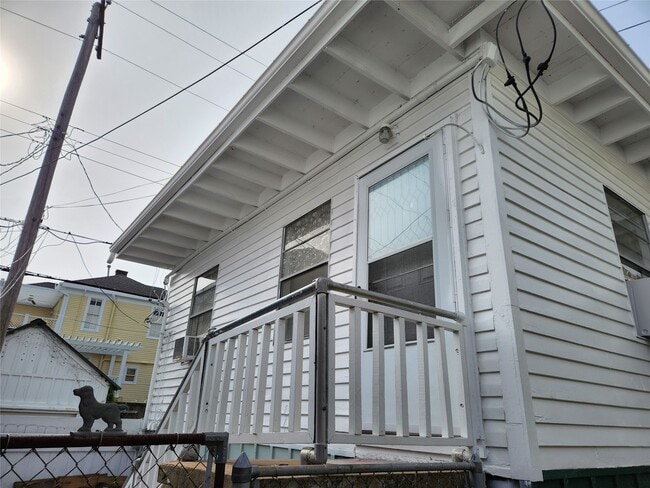 Photo - 1807 Church St Unit Rear