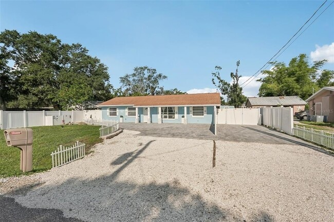 Building Photo - 840 Albritton Ave Unit 2 Rental