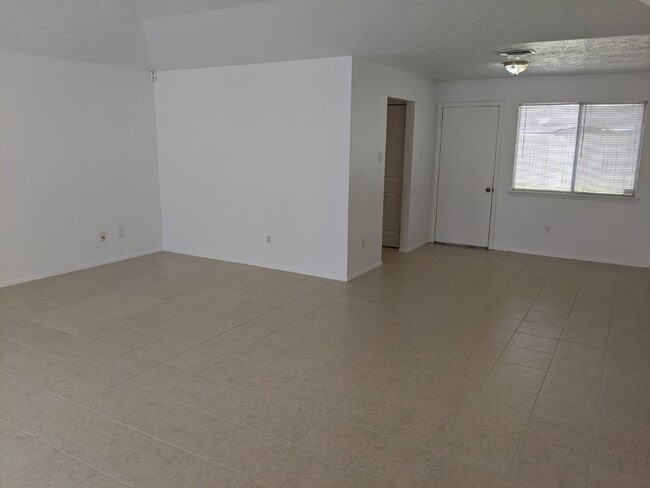 Photo - 4202 Spinks Creek Ln