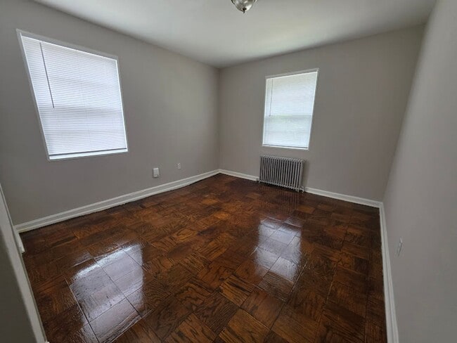 Photo - 3393 BLAINE ST NE