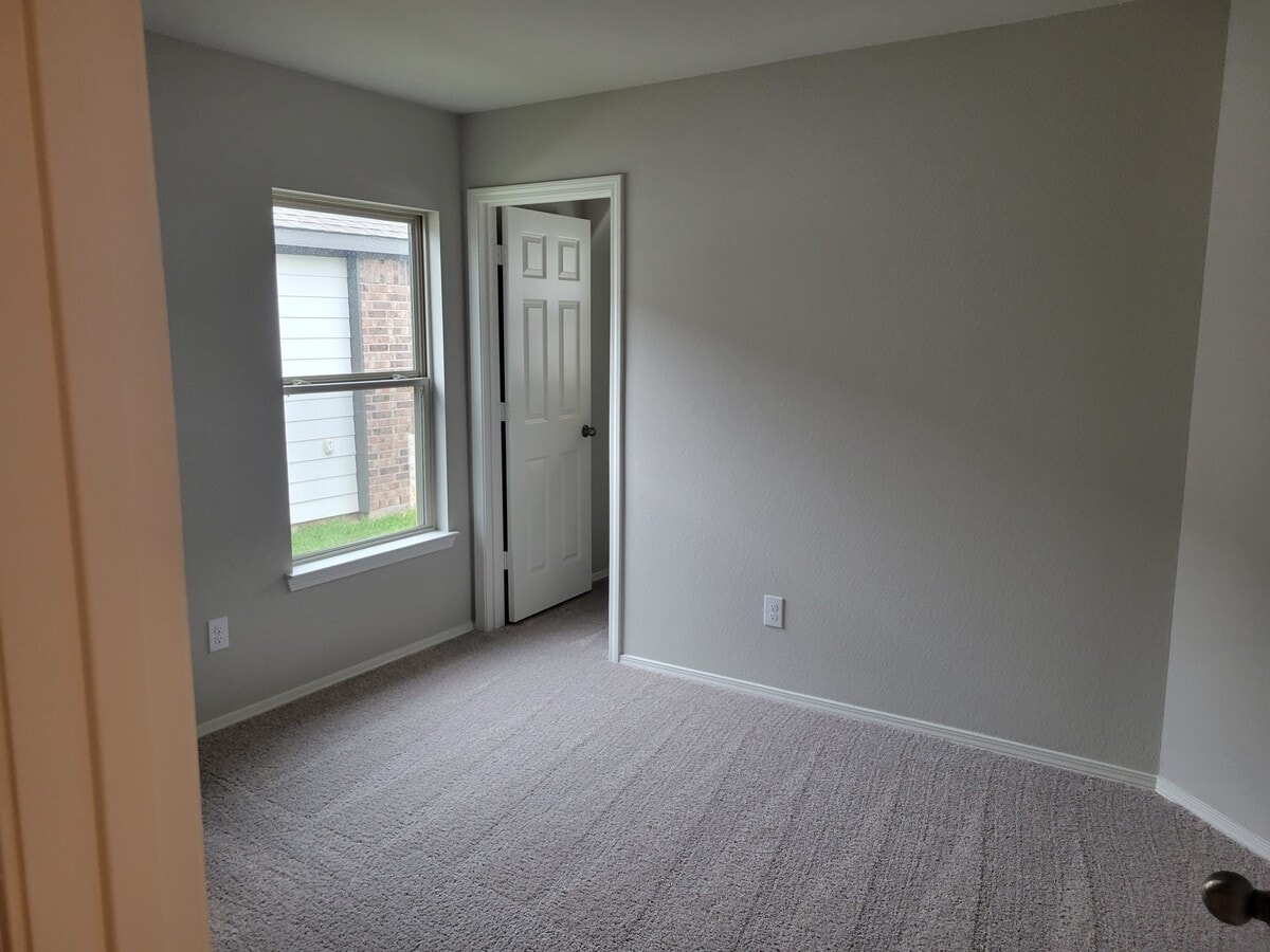 Photo - 14930 Dane Ct