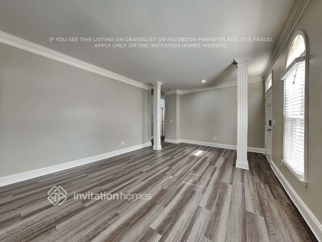 Photo - 504 Willowview Dr