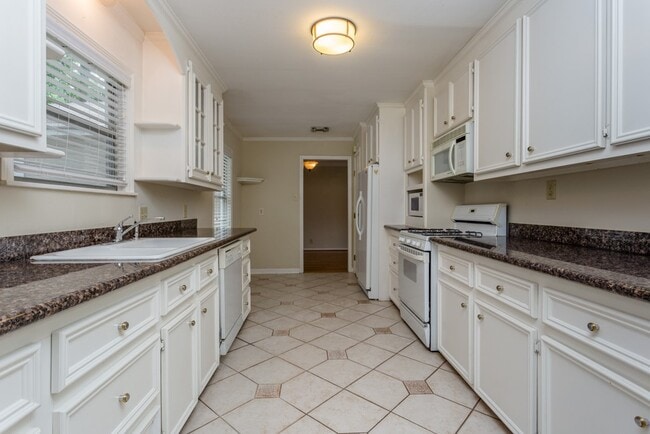 Photo - 1230 Timbergrove Ln