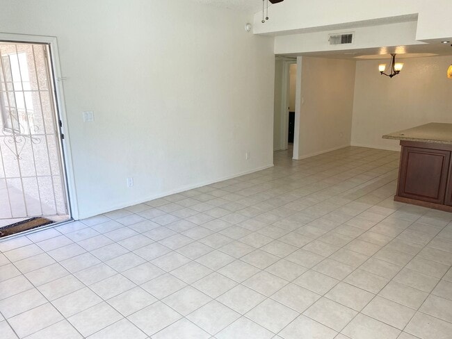 Photo - 2 Bedroom 2 Bath in Mesa