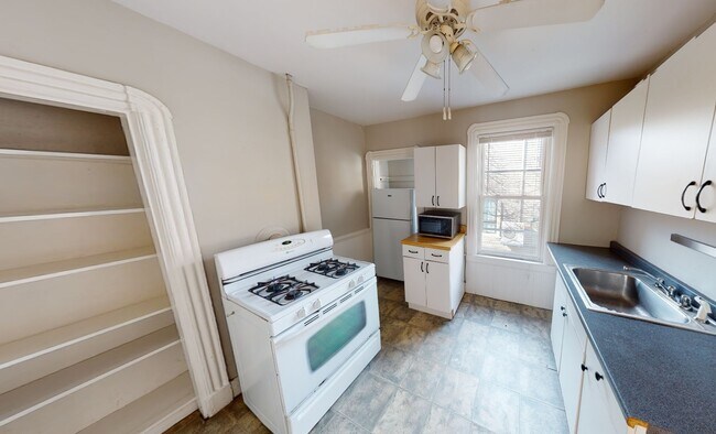 Photo - 564 Green St Apartments Unit 2A