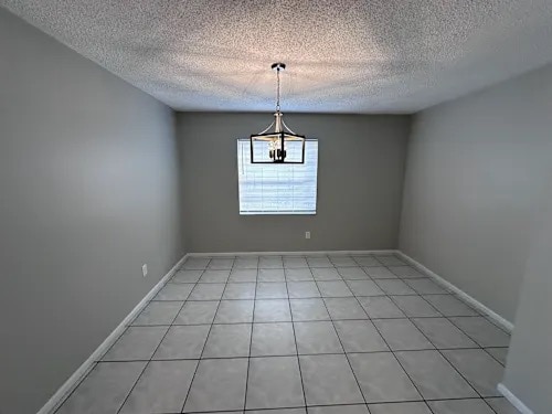 Photo - 1935 Bridlewood Way