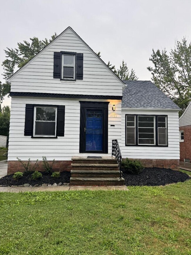 4238 Ellison Rd