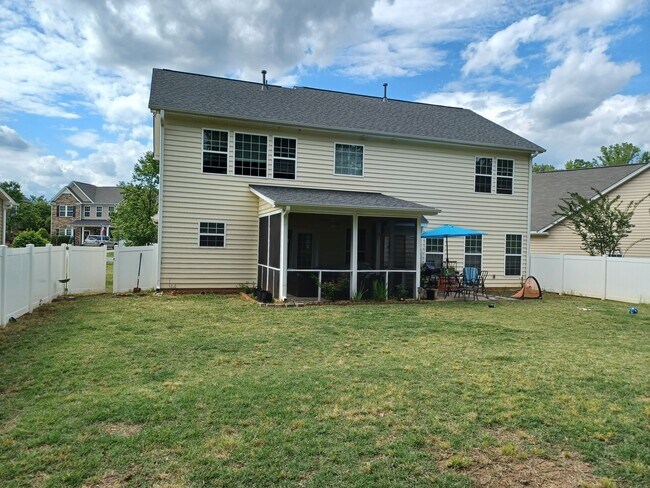 Photo - 6516 Fieldstone Manor Dr