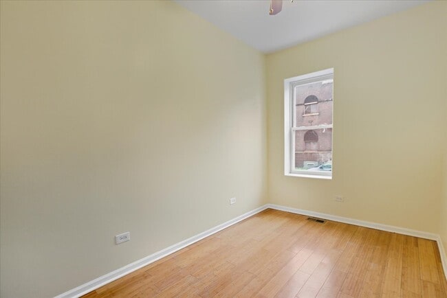 Photo - 54 E 50th St Unit 1