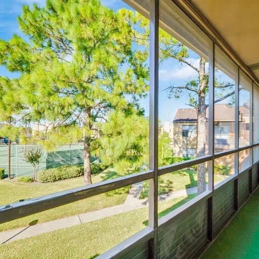 Building Photo - 10555 Turtlewood Ct Unit 1803 Rental