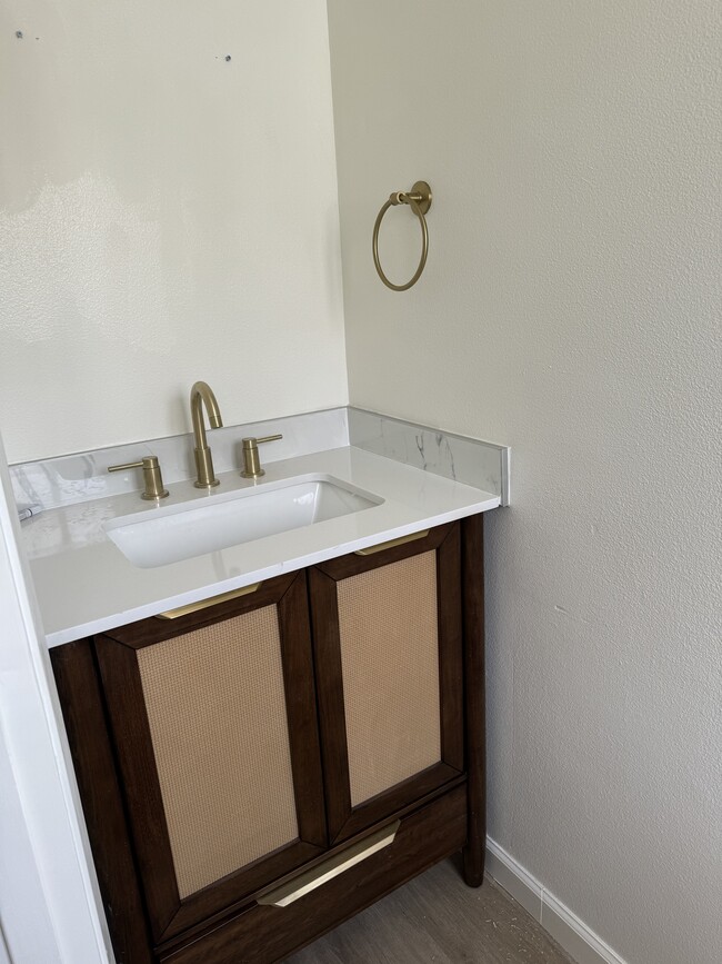 Photo - 1220 Pacific Blvd Unidad B