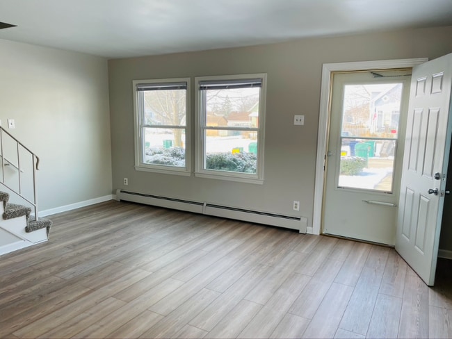 Photo - 1612 S Madison St