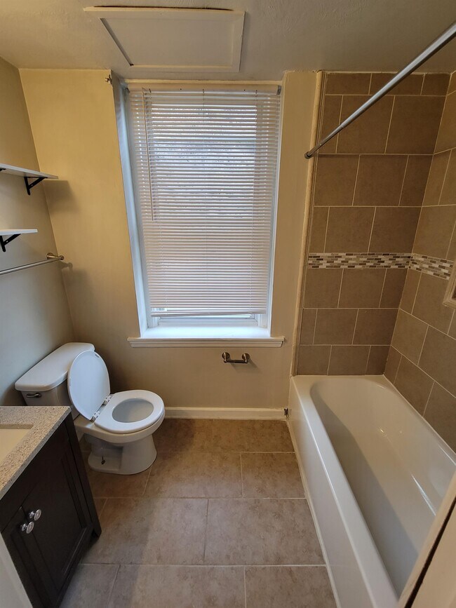 Photo - 1601 Federal St Unit 2