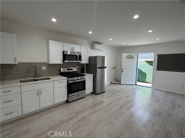 Photo - 22809 Gault St