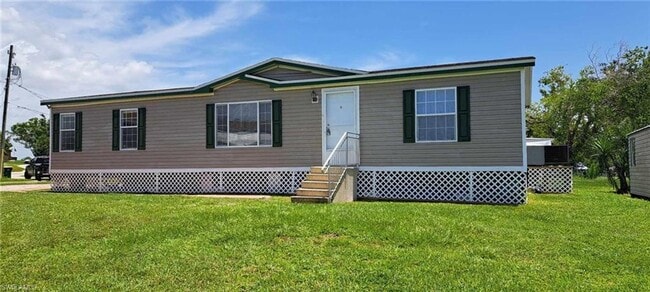 **FIRST MONTHS RENT FREE ** 3 Bedroom Wate... - **FIRST MONTHS RENT FREE ** 3 Bedroom Wate... Casa