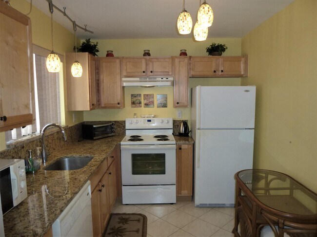 Photo - 15109 Ashland Dr Unidad 323