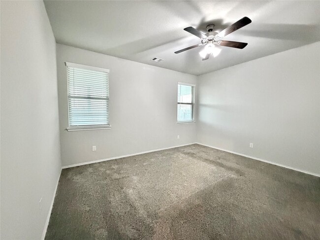 Photo - 5410 Pembrokeshire Cir