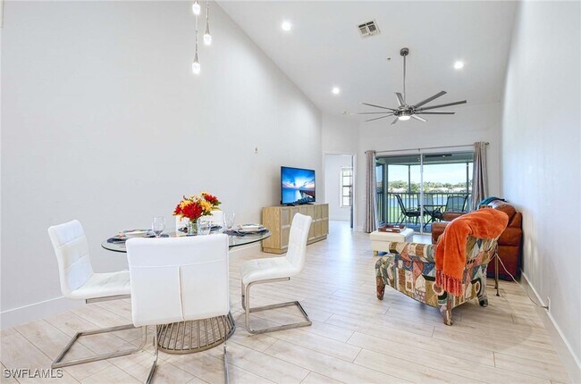 Photo - 13030 Amberley Ct Unidad 411