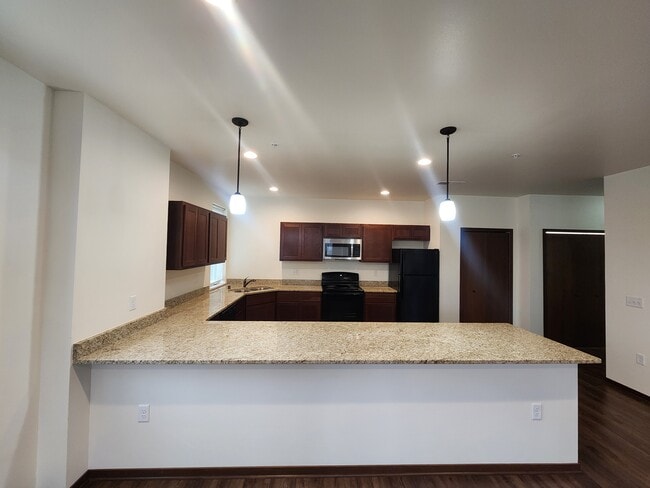 1 Bedroom | 1 Bathroom - The Commons of Foxboro