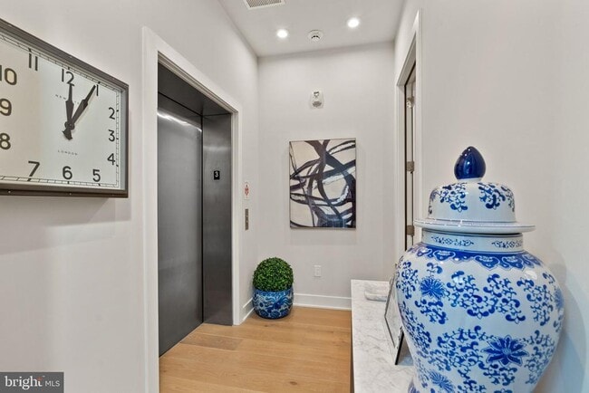 Photo - 43443 Croson Ln Unidad 300