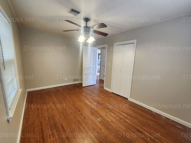 Photo - 1348 N Crestway Ave