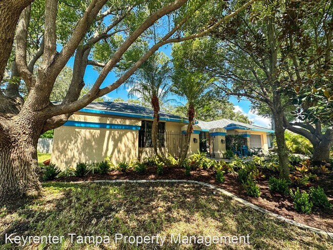 Photo - 4 br, 2 bath House - 1502 Midnight Pass Way