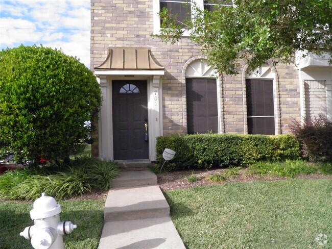 Building Photo - 2910 Grants Lake Blvd Unit 701 Rental