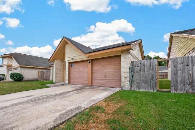 1414 Elkwood Dr