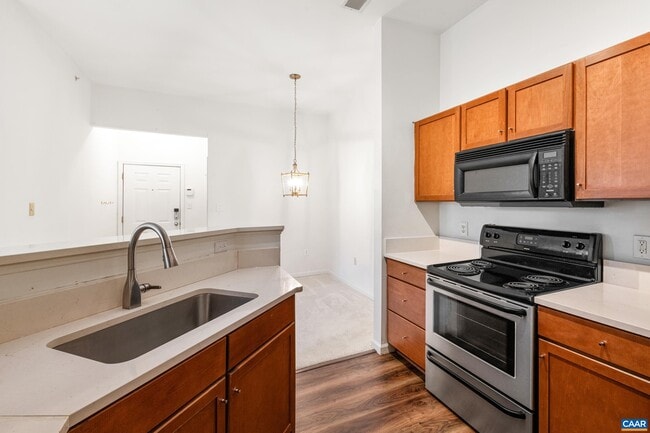 Photo - 760 Walker Square Unidad 4B Rental