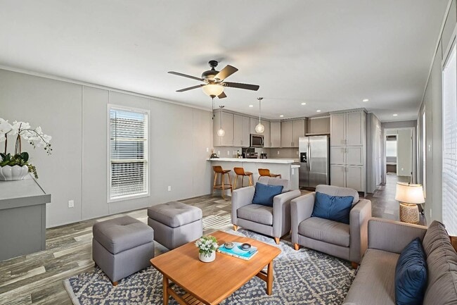 Photo - 1712 Sidewinder Dr