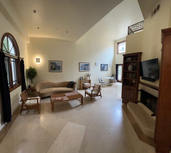 Photo - 1027 10th St Unit 2 - townhome