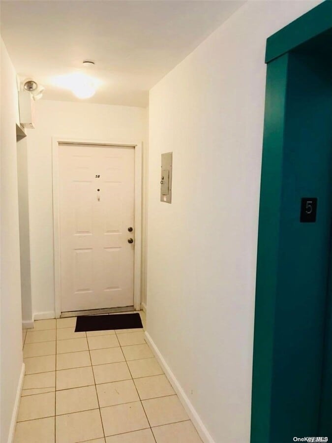 Photo - 162-18-162-71 71st Ave Unidad 5A