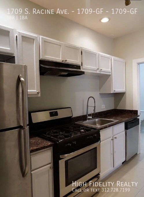 Photo - 1709 S Racine Ave Unidad 1709-GF