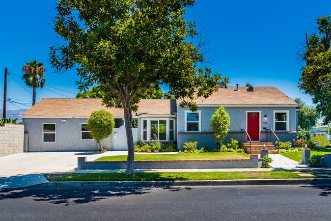 Photo - 1702 N Lima St Casa